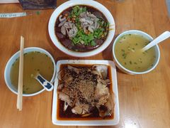 -朱大嘴肥肠血旺(福字街店)
