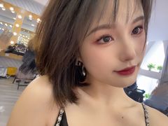 -金夫人化妆摄影职业培训学校