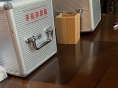 -摩斯密码·实景搜证换装沉浸密室剧本杀