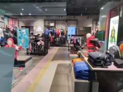 -adidas KIDS(万象城店)