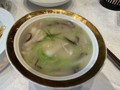 -景月阁空中食府(希尔顿酒店)