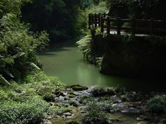-龙水峡地缝景区