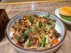 -云海肴·汽锅鸡·云南代表菜(浦江欢乐颂店)