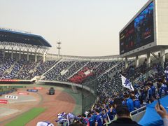 -裕彤国际体育中心