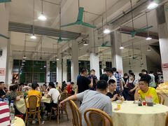 大堂-标记美食新鲜猪杂(兴南大道店)