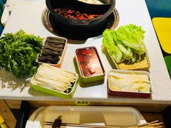 -蜀都小君肝串串香火锅(龙华旗舰店)