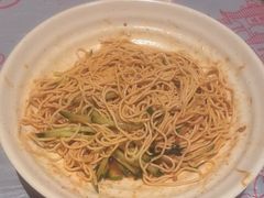 -肥肥虾庄·金牌油焖大虾(杨园滨江时代walk店)