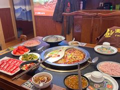 -沸炉重庆老火锅(军事博物馆店)