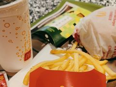 -麦当劳(百联西郊购物中心店)