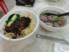 -颂记牛肉粉