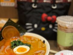 酸酸辣辣面-无敌家现熬骨汤拉面(颐堤港店)