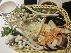 -黑鸡小馆(金源店)