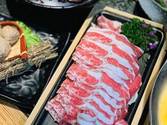 -湊湊火锅·茶憩(南京东路悦荟店)