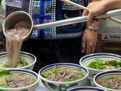 -云阿蛮云南生烫牛肉米线(奉贤路店)