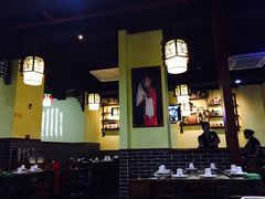 -怡品川宇火锅(宝立方店)