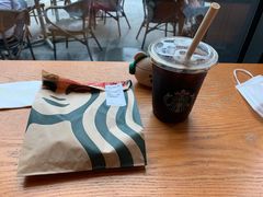 -星巴克(武汉奥山世纪城店)