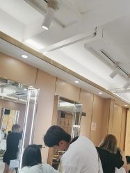 -一東造型烫发染发