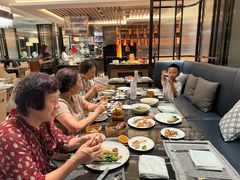 -云端西餐厅(南宁龙光那莲豪华精选酒店)