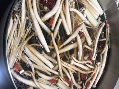 八珍养生菌汤锅-八珍玉食鸡煲·打边炉(印象城店)