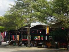 -三亚火车头万人海鲜广场