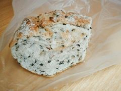 全麦芝麻红豆面包-都恩客(高岛屋百货店)