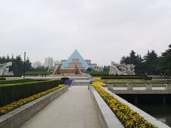 -上海市龙华烈士陵园
