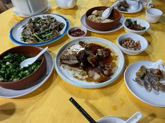 -鲤鱼塘农家山庄