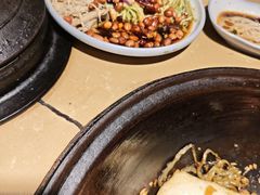 -万里闯关东铁锅炖菜馆(高新旗舰店)