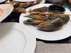 -东方红海鲜百汇(国际大厦店)