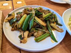 -彧玖食坊·川式砂锅酒馆(成山路店)