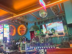 -Famous肥猫墨西哥音乐餐吧(五棵松华熙LIVE店)