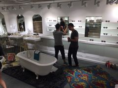 iphone_upload_pic-Gentle Monster(Galleria百货狎鸥亭店)