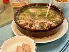 -鲤鱼塘农家山庄