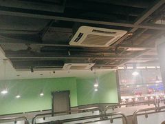 -金滏山烤肉·海鲜·火锅自助餐厅(襄阳万达店)