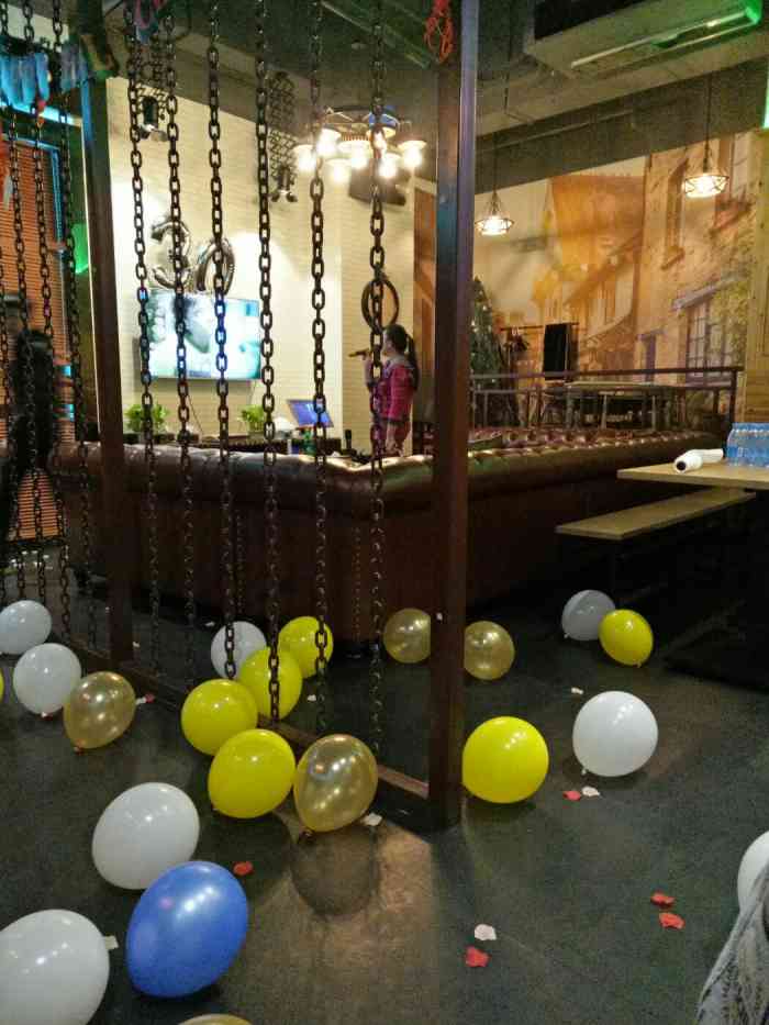 mm女仆桌游轰趴(长寿路女仆品牌店)-"南京西路上面的这家轰趴馆真心不