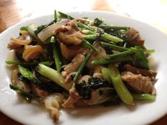 芹菜炒带皮牛肉-和福餐馆(西江古街店)