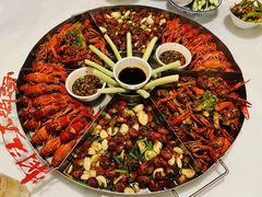 龙虾大拼盘-湘江大码头·龙虾馆(渔人码头一店)