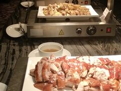 自助取餐区-盛宴标帜西餐厅龙虾.鲍鱼•牛排(重庆喜来登大酒店)