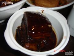 好大的红烧肉啊-外婆家(杭州马塍店·杭帮菜名店)