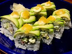 蟹肉牛油果卷-綱元·海鲜豆捞(明州里店)