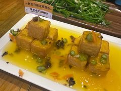 -隔壁老王·家常云南菜(花巷店)