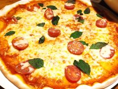 -JINNS锦时 steak&pizza(浸信会礼拜堂旧址店)