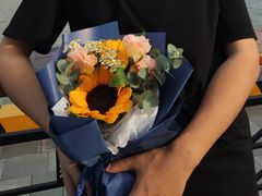 -花邻FloweringLife花艺气球派对(武康大楼店)