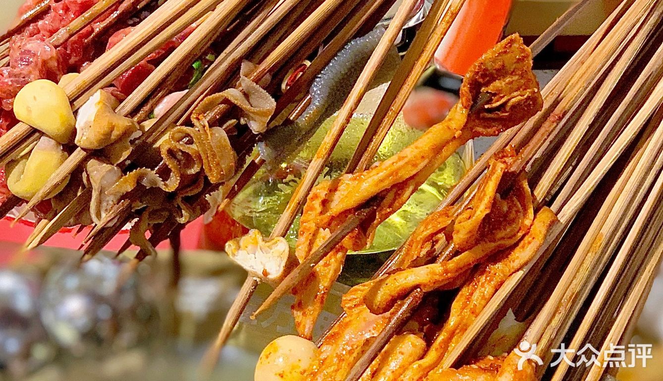 郑州首店！大芊金火锅串串🔥苕皮包肉绝了‼️