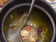 -范饭椰林川湘味海鲜·椰子鸡(三亚湾椰梦长廊店)