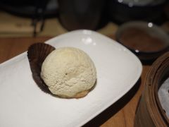 黑松露鹅肝包-荣小馆(杭州大厦店)