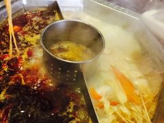 -佬土鹅肠火锅(中建大观店)