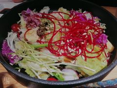 凯撒沙拉-萤初高端日料王(曲江银泰店)