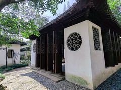 -汇龙潭