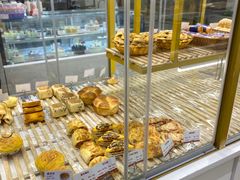 面包甜点陈列柜-美点饼业(新阳店)